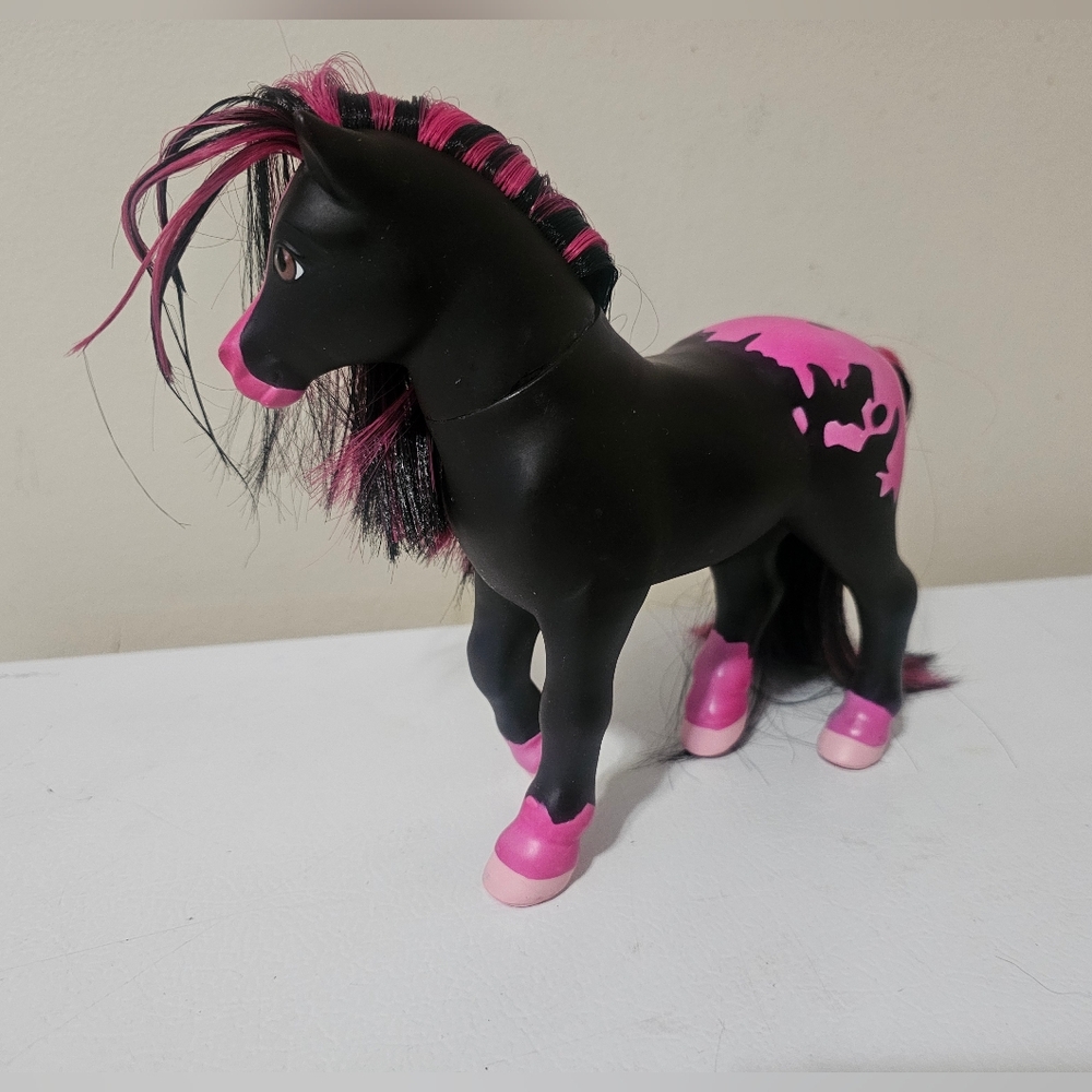 Breyer Jasmine Color Surprise Bath Toy